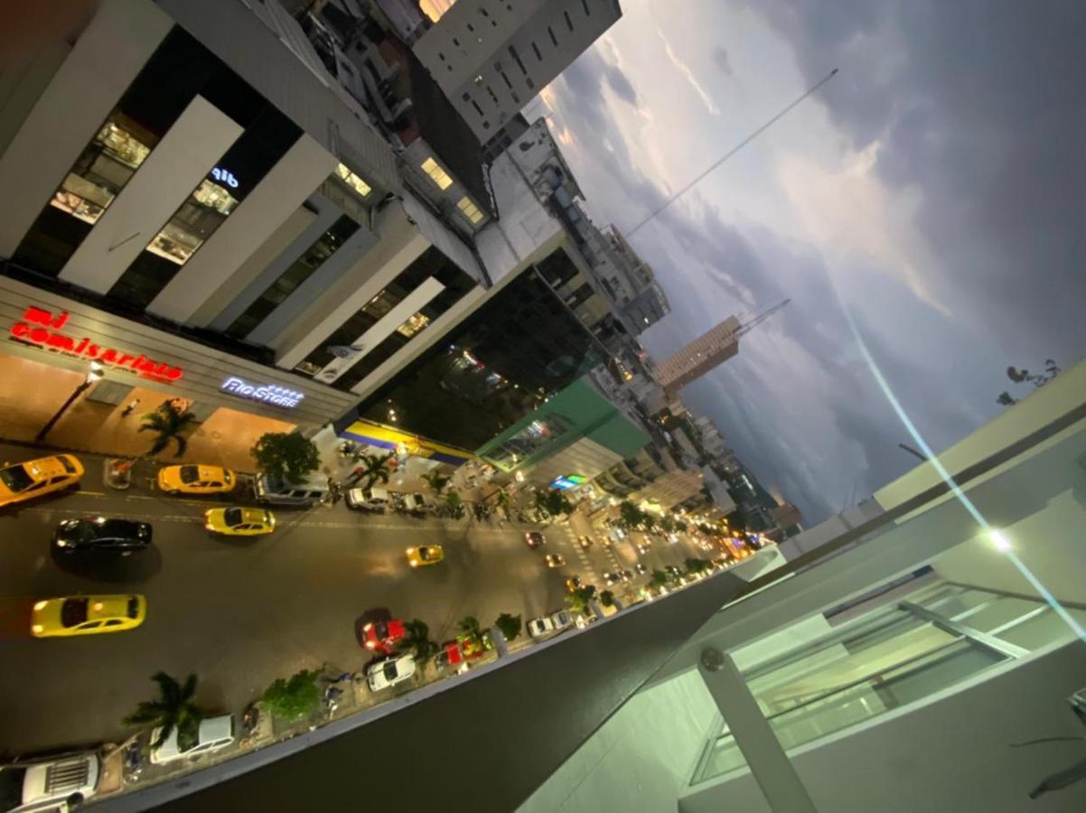 Ncg Suite Centro กวายากิล ภายนอก รูปภาพ